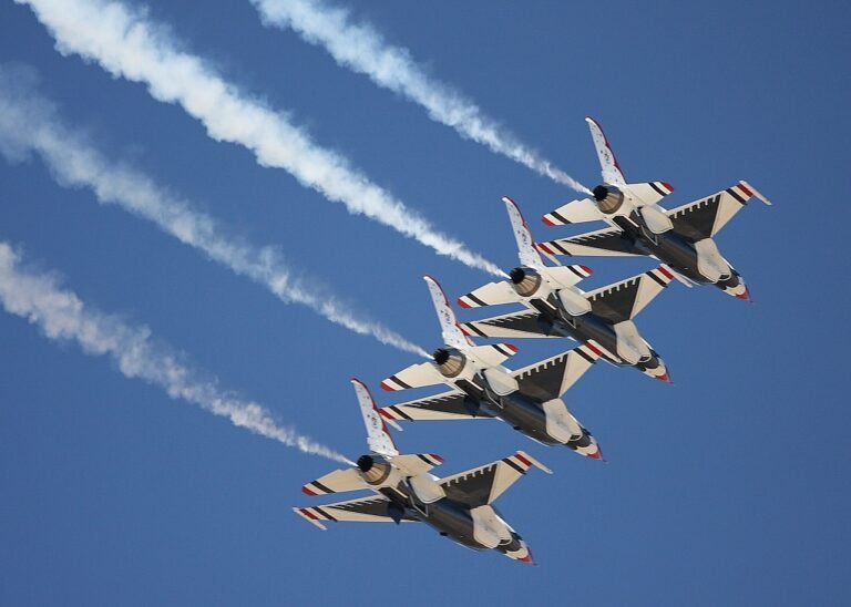 reno-airshow-175522_1280